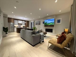 Luxury Spacious 3 Bedrooms Trinity Bellwoods - Toronto - 4