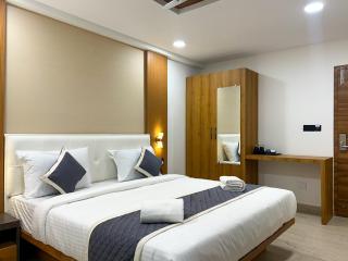 Hotel Onyx By TGH - 1