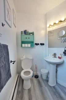 1-Bedroom Retreat Apt 3 - 6