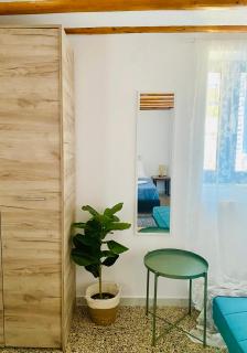 Πέτρινο σπίτι δίπλα στη θάλασσα - Votsalákia - 6