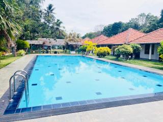 New Tri Star Beach Hotel - 1