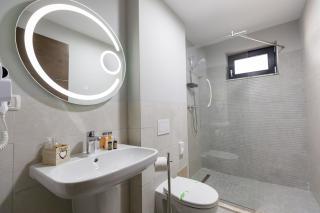 RIVER PLACE - 8