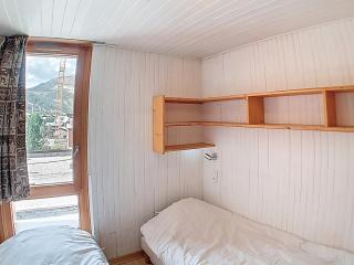 Appartement Lumineux Centre-Val d'Isère, Balcon Sud, Proche Pistes, 2-4 Pers. - FR-1-518-106 - 2
