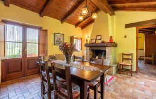 Nice Home In Monte Smaria Tiberina - 8