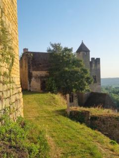 L'aventure médiévale au frais derrière la pierre massive d'une tour millénaire - 5