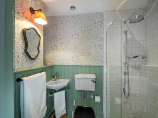 Henge Estate - Shrewton - 4