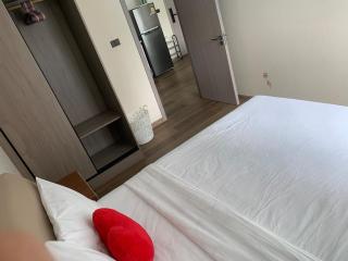 Chiang Mai Luxury Community The one pool view facing the super large swimming pool community - 4