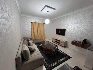 Y&J Stay - Modern and Comfort - 0
