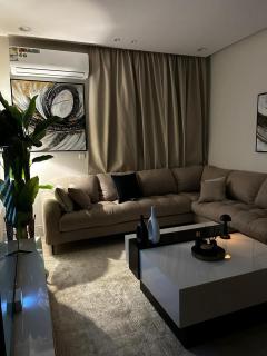 LP125-2 Luxury 1BR Unit in Al Yasmin - 4