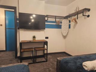 Tudors eSuites Two Bedroom Central Apartments - Birmingham - 4