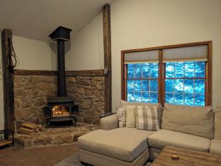 Hidden River Lodge at Hawk Mountain - 3