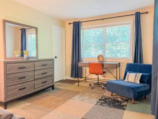 NEW - Mins to Manchester - Concord - Riverfront - 6