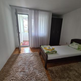 Family stay apartment Share - 5