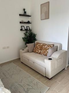 Aldau Heights Modern Serenity Studio - 2