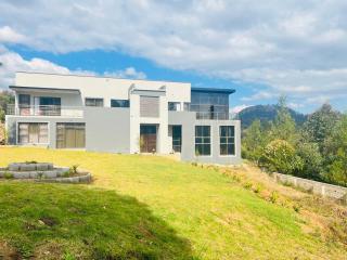 Miombo Luxury Villa - Mutare - 0