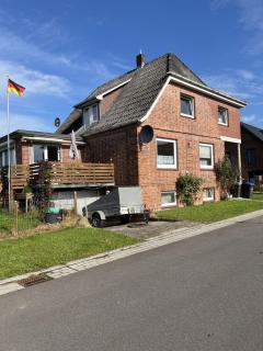 Leuchtturm - maritime Ferienwohnung in Hollern-Twielenfleth - - 0