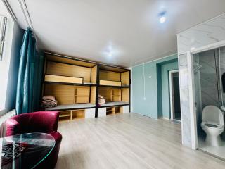 Zuulun Hostel - - 1