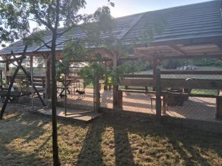 Agrowczasy Nad Stawem - Plus strefa jacuzzi przy domu z jedną sypialnią - 6