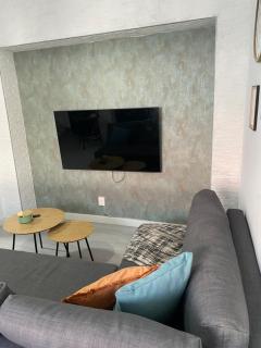 Casa en Dos hermanas cerca de estación de tren - 0