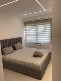 Mel Apt - 2