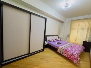 Toon Apartments Modern 2BR with Balcony near Republic Square - 3