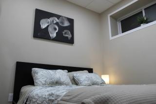 Tranquille pond facing suite - 8