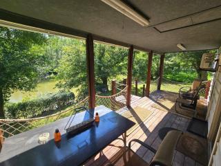 River's Rest on Hocking River - - 8