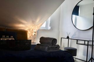 Modern Cozy 2-Bedroom family friendly & Fast Wi-Fi - 7