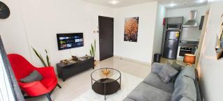 Modern 1 Bedroom Apartment at The Gallery, East Legon, Pool & Gym - Accra - 7