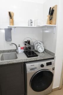 Modern 1 Bedroom Apartment at The Gallery, East Legon, Pool & Gym - Accra - 1