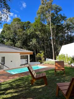 Casa 23 Floresta Boa Vista - 4 Suítes e Piscina Aquecida em Meio à Natureza - Teresópolis - 3