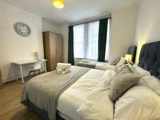 Ground Floor 2 Bedroom Flat Tooting Broadway - 4