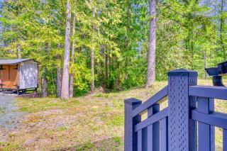 Off-Grid Bungalow Cabin Private Ranch Sleeps 8 - 4