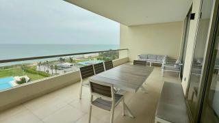 Departamento con acceso directo a la playa en Velamar - 2