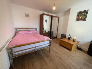 Kingsbury Service Accommodation - Colindale - 0