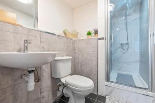 Birmingham City Centre modern apartment - Birmingham - 2