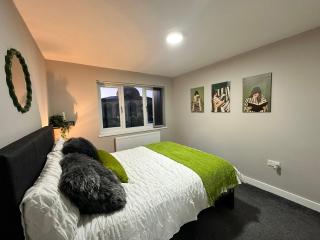 Stylish 2BR Stay- Preston City - Preston - 6