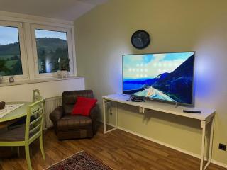 Unter den Wolken - 2