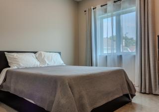 Modern Apartment - Home Theater and Premium Kitchen - 2