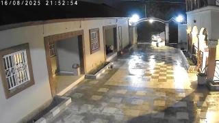 Cutting Edge Guest House - - 5