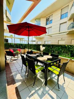 Stylish Apartment with Terrace on the BeachFrom - 0