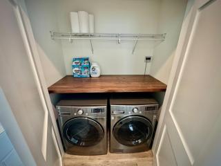 Wharf Street Coastal Escape - 3BR Old Town Luxury - 5