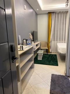 Klassroom Hostelry - 3