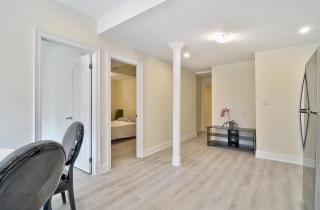 50% discount Amazing 3 Bedrooms Guest Suite - 1