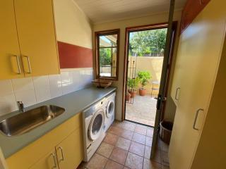 Tuscan Villa with Sea Views in Golden Bay - Tarakohe - 1