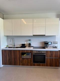 Arama Bay Relaxation, Luxury and Elegance by the Sea - 1