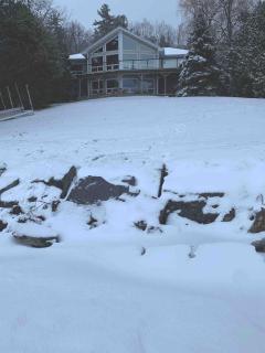 Luxurious Lakefront Cottage, Sleeps 12 - 7