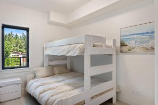 The Beach House at Saratoga #2 - Oyster Bay - 7