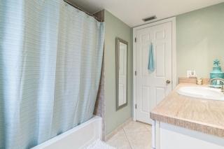 Waterfront Condo - Dock - Near Fishermans Village - 9
