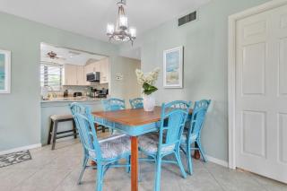 Waterfront Condo - Dock - Near Fishermans Village - 7